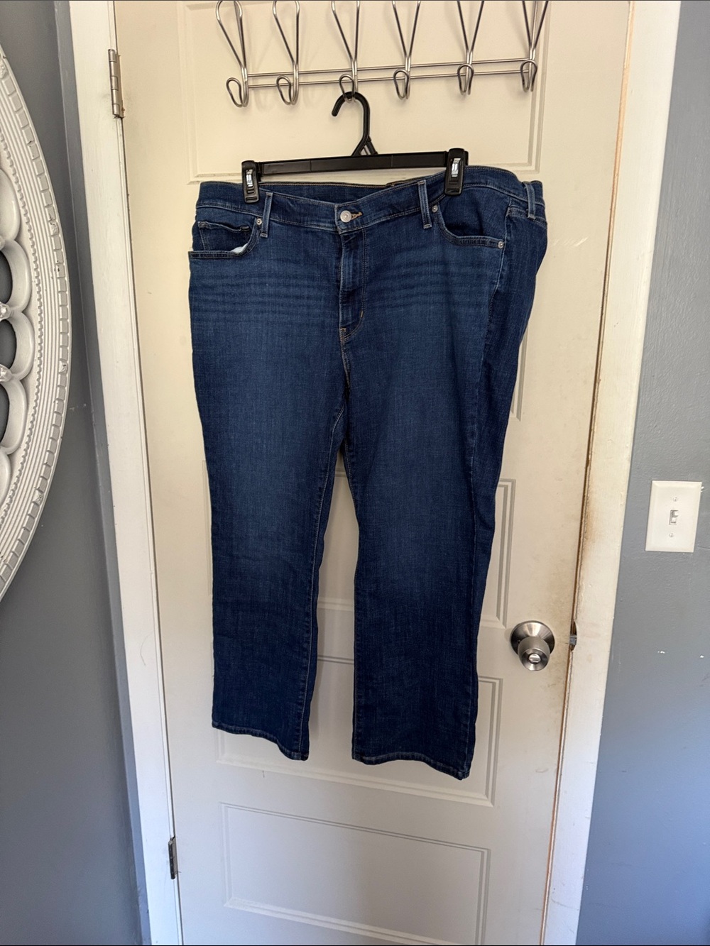 Levi's Dark Indigo Straight-Leg Women's Jeans